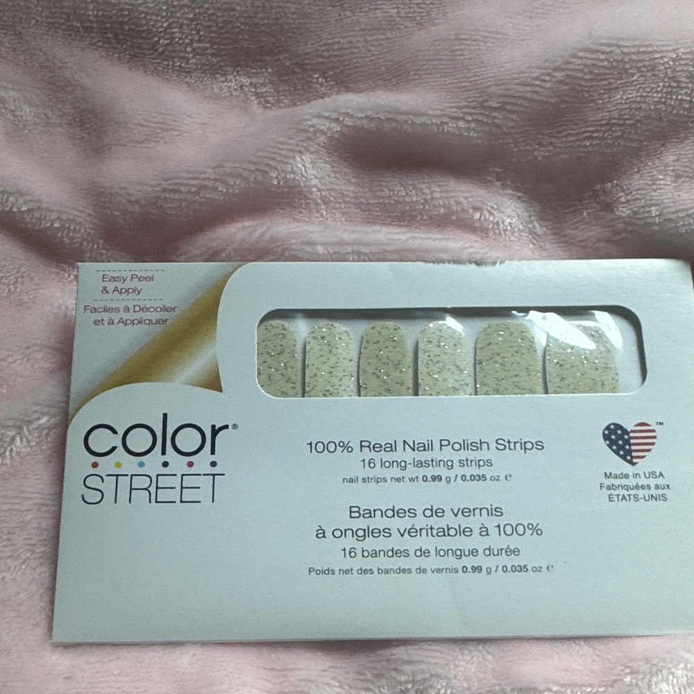 Color Street Gossip and Glitter Nail Strips